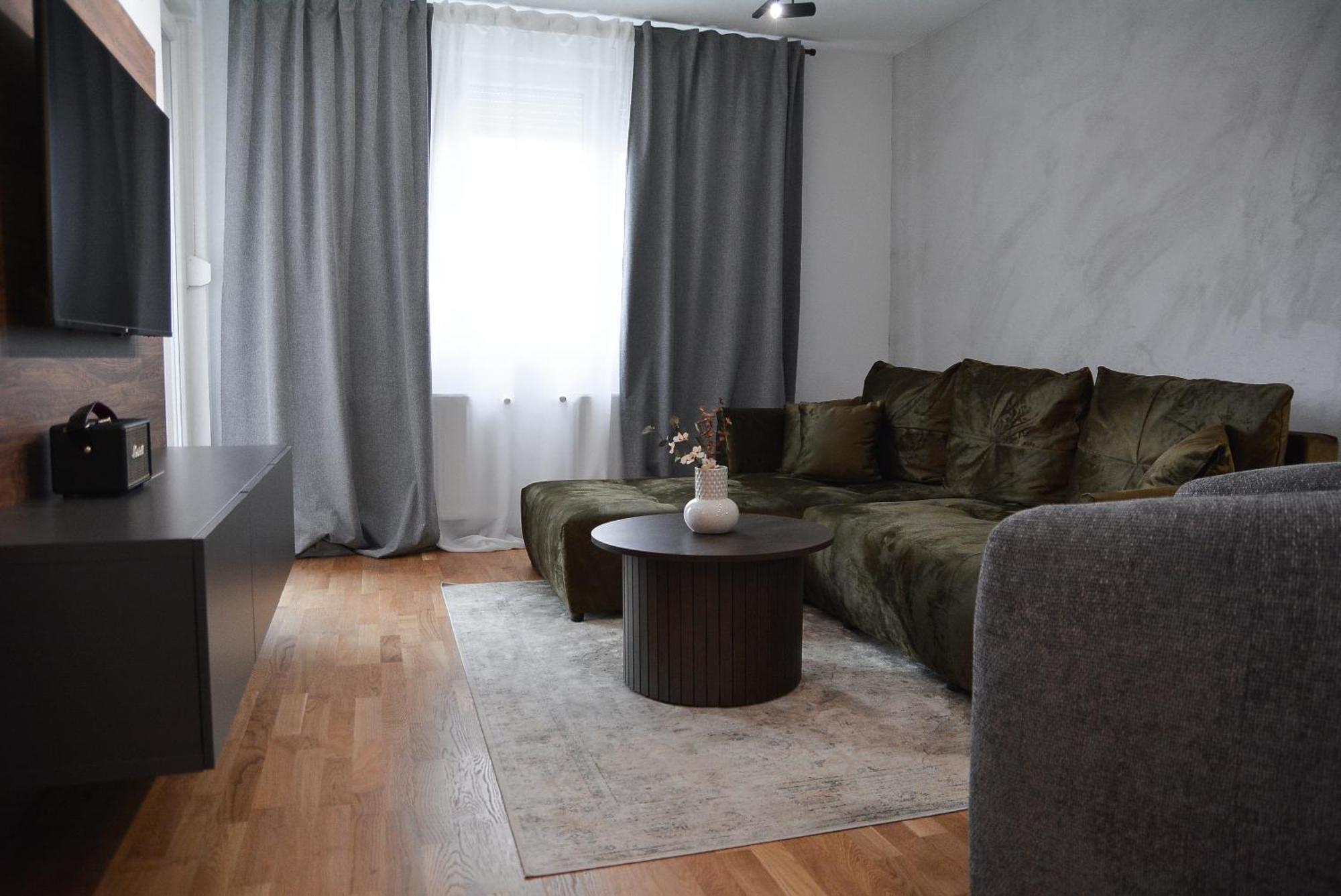 Crown Apartment 3 ซูโบติกา ภายนอก รูปภาพ