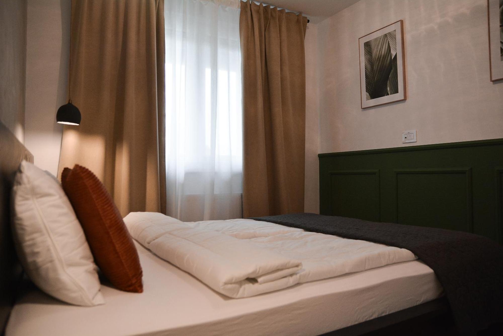 Crown Apartment 3 ซูโบติกา ภายนอก รูปภาพ